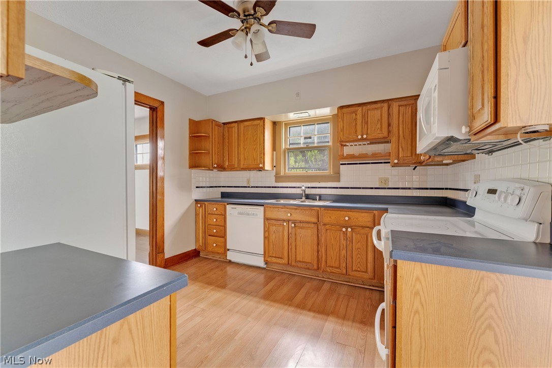 486 7th Street Property Photo 9