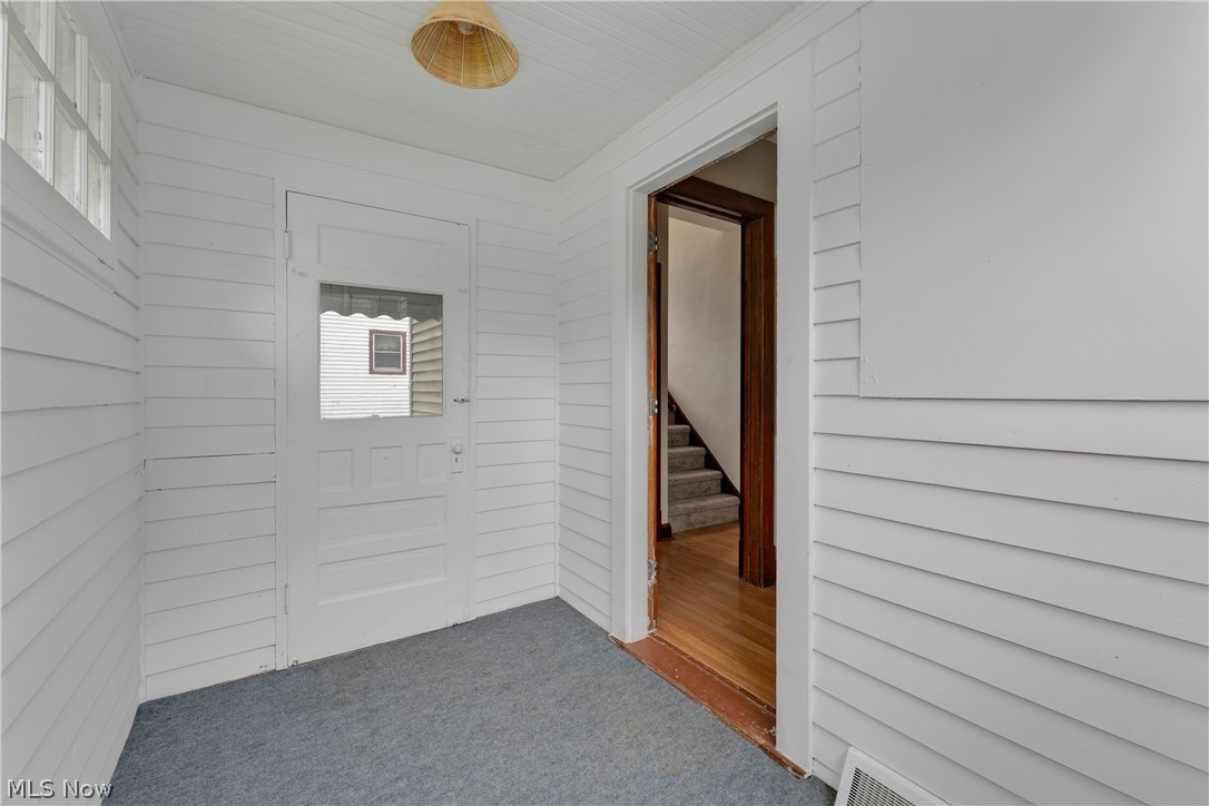 486 7th Street Property Photo 17