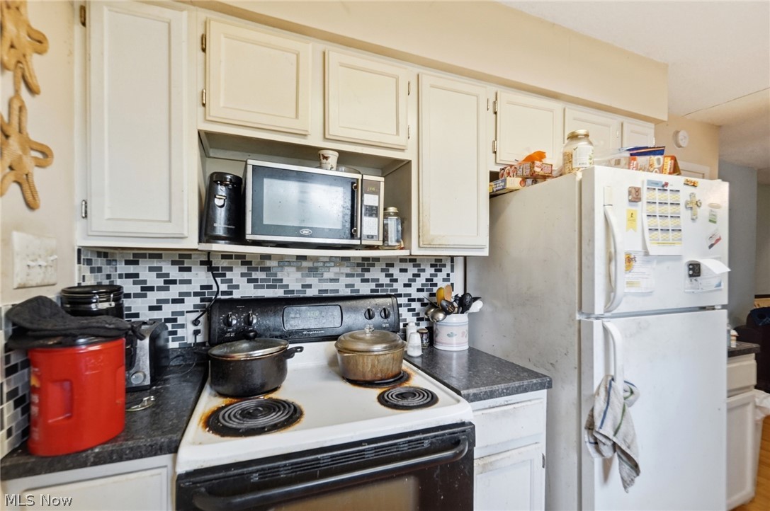 1472 Feeman Avenue Property Photo 11