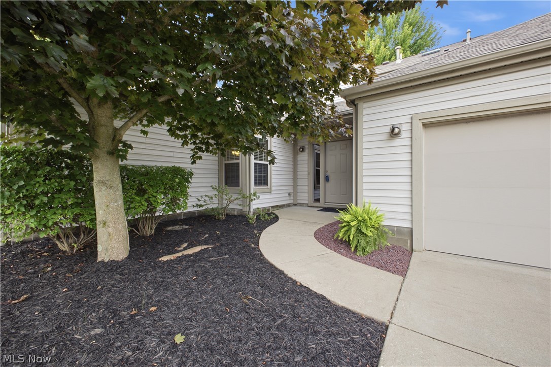 334 Windjammer Drive Property Photo 3