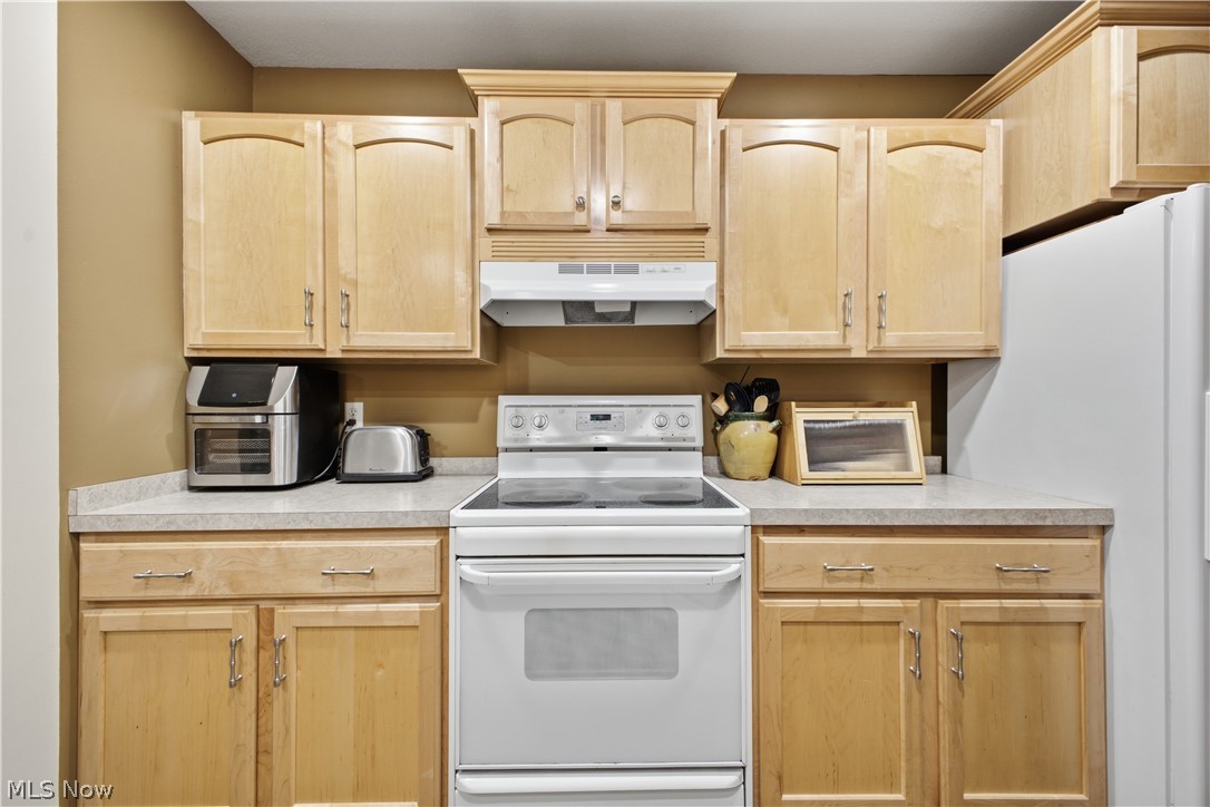 334 Windjammer Drive Property Photo 10