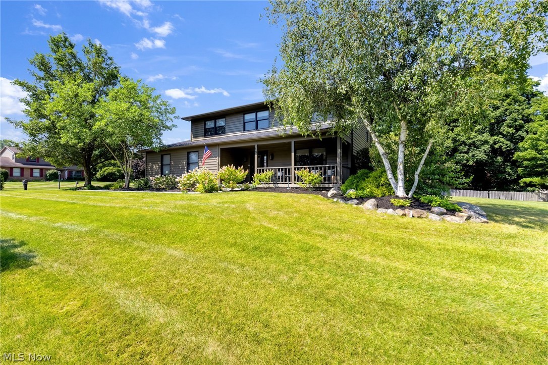 10 Woodside Boulevard