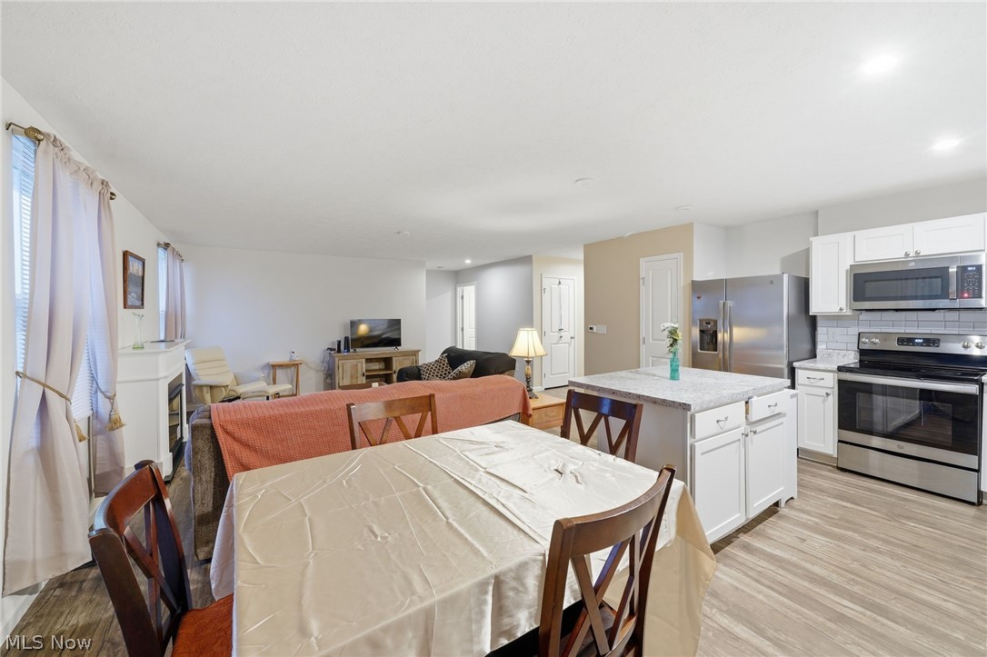 2664 Himelrigh Boulevard Property Photo 11