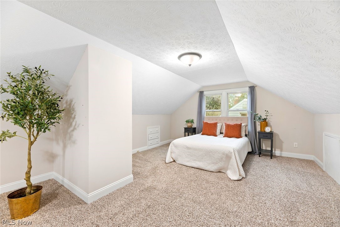 5239 Edenhurst Road Property Photo 11