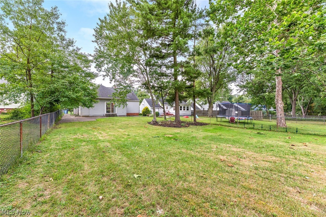 5239 Edenhurst Road Property Photo 20