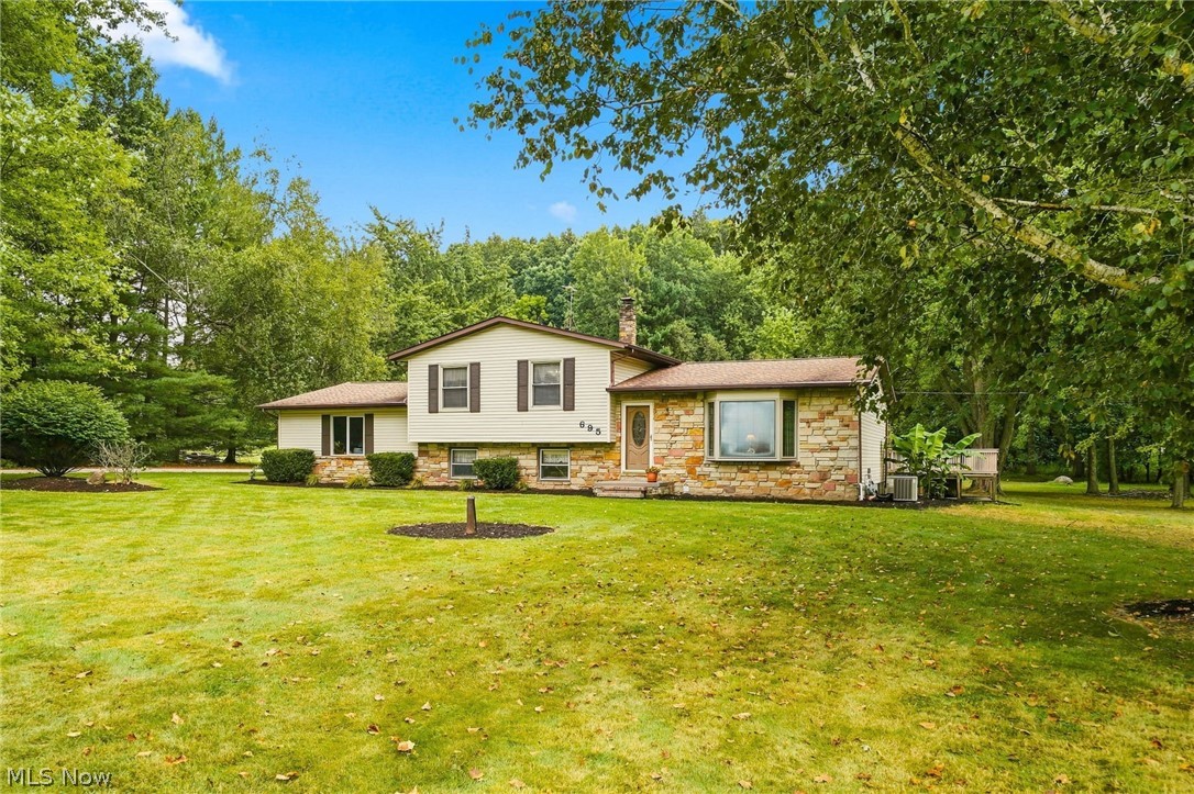 695 Old Forge Road Property Photo 3