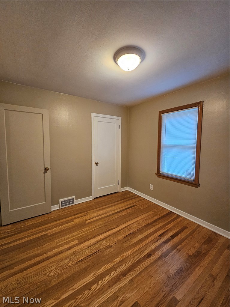 2402 Edgewater Drive Property Photo 20