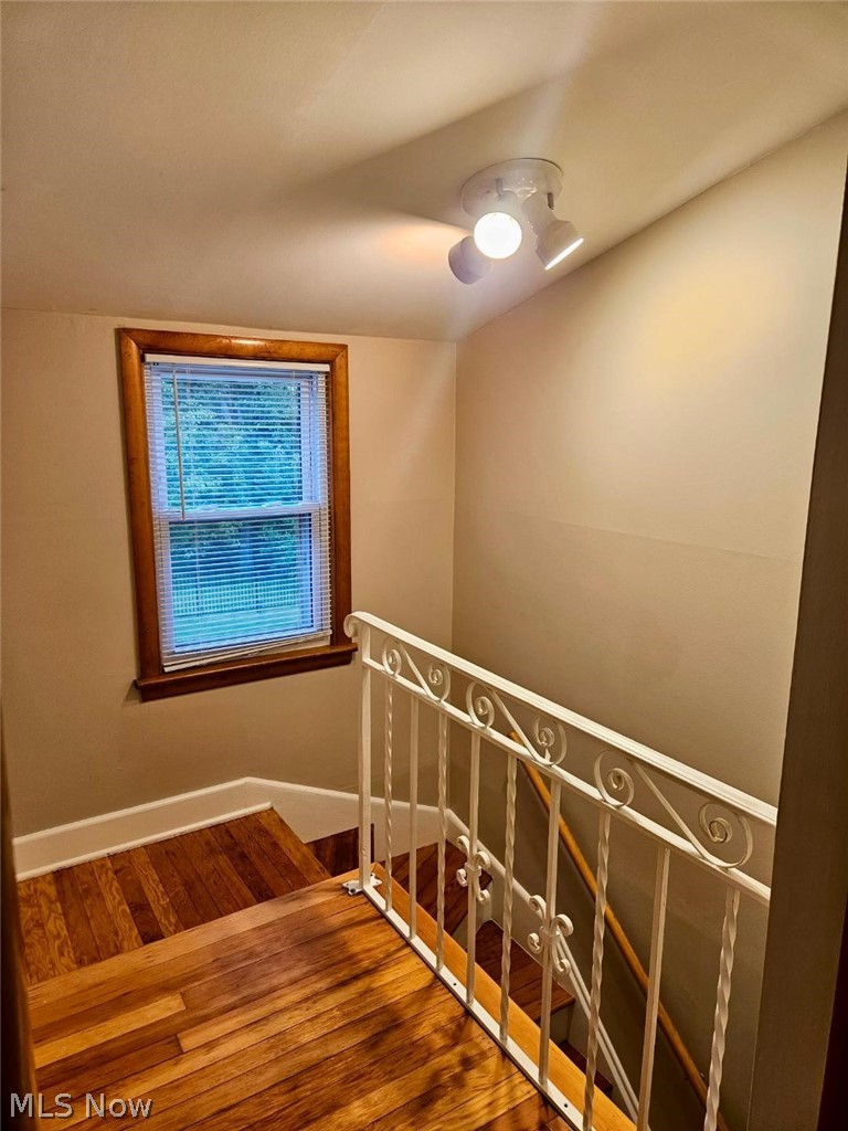 2402 Edgewater Drive Property Photo 23