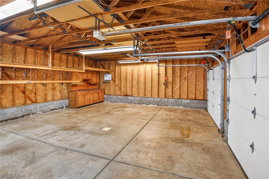 2196 Renwick Drive Property Photo 45
