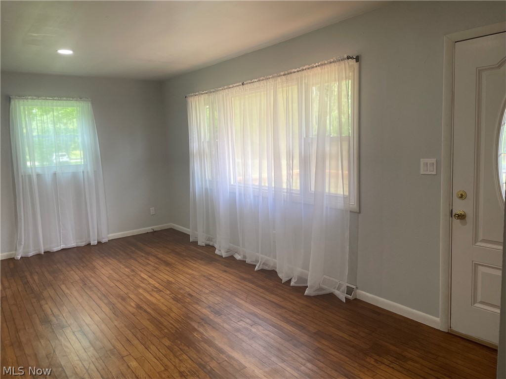 6490 Willow Way Property Photo 7