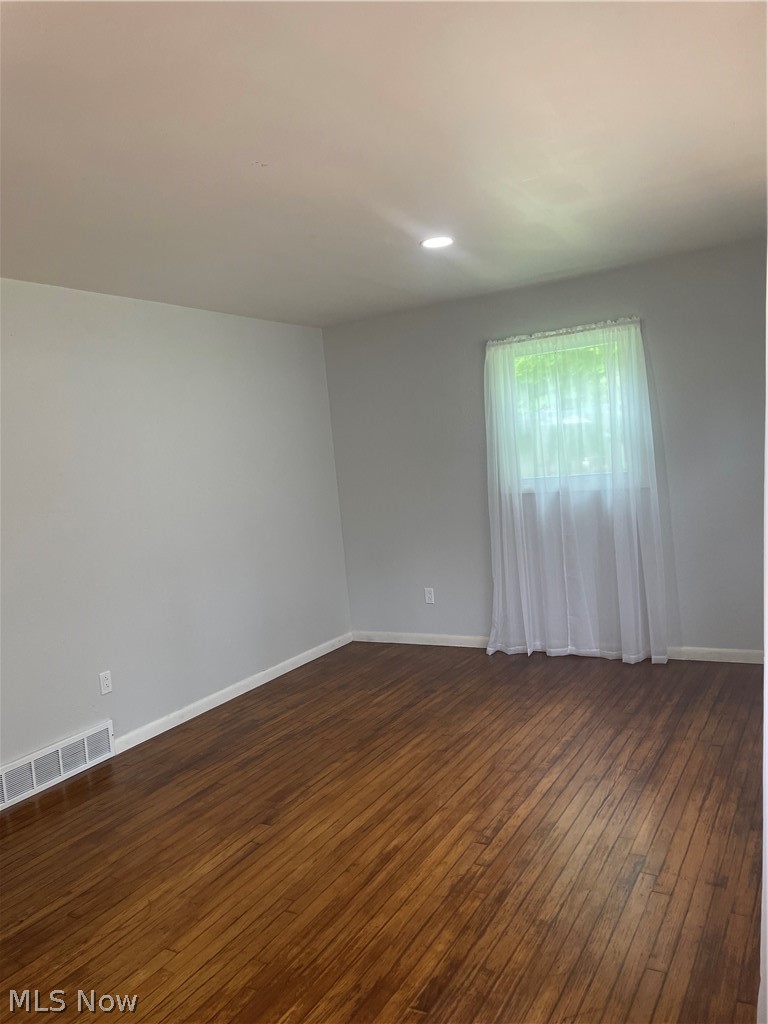 6490 Willow Way Property Photo 8