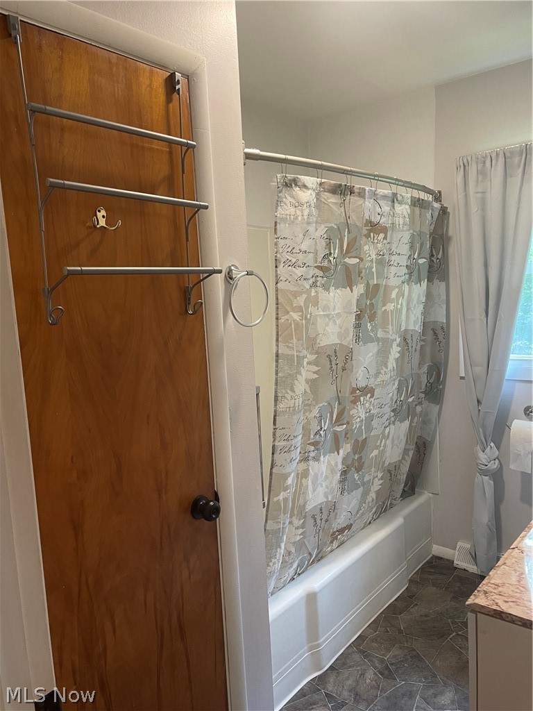 6490 Willow Way Property Photo 14