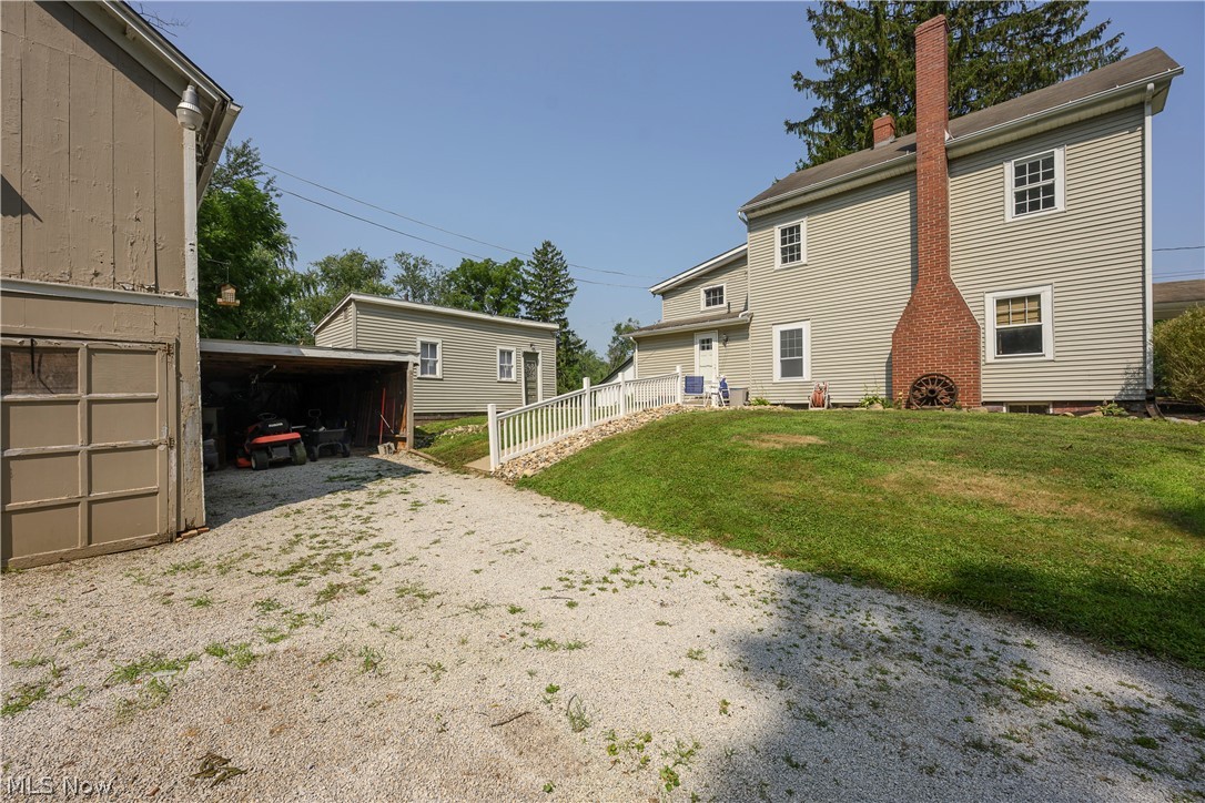 455 River Road Property Photo 8
