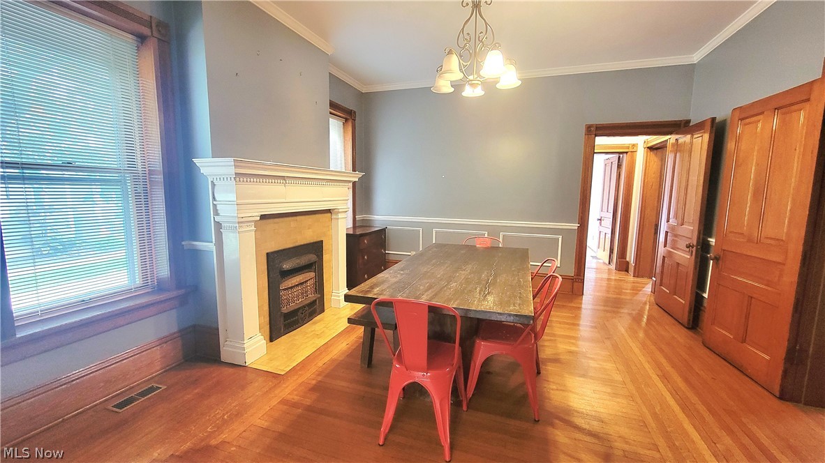 207 Washington Street Property Photo 7