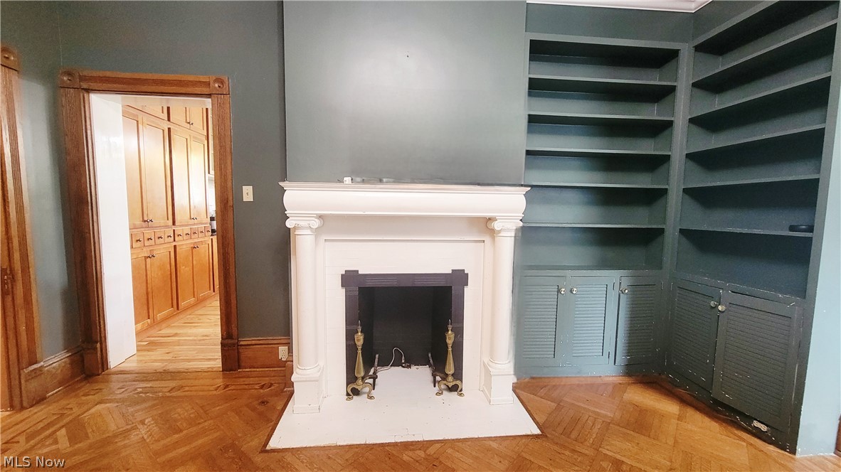 207 Washington Street Property Photo 11