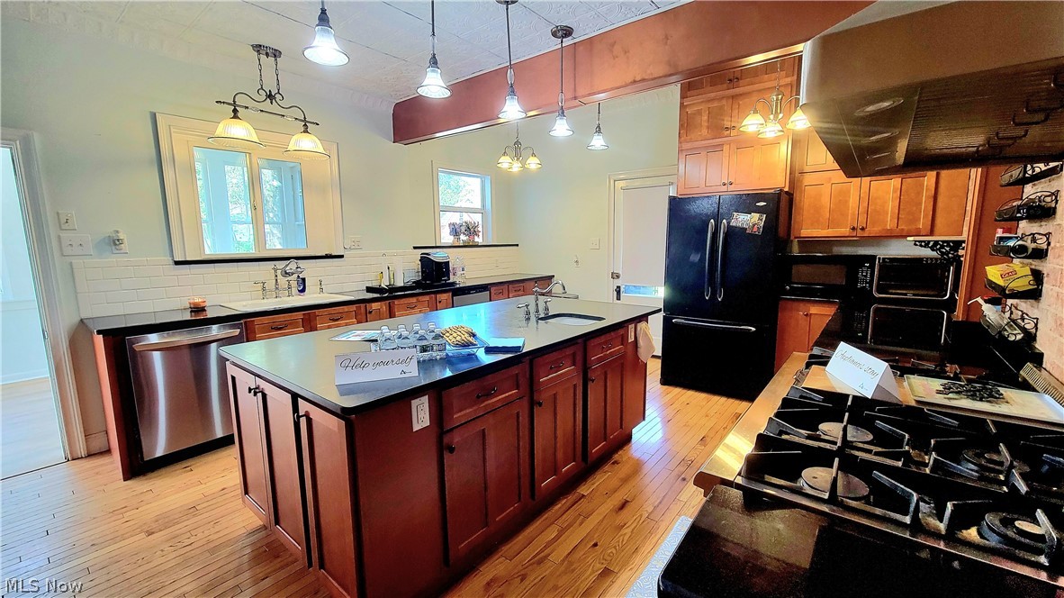 207 Washington Street Property Photo 13