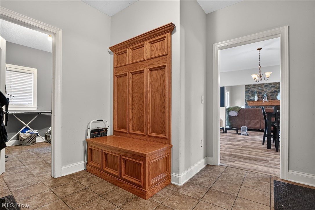 9609 Cliffview Street Nw Property Photo 37