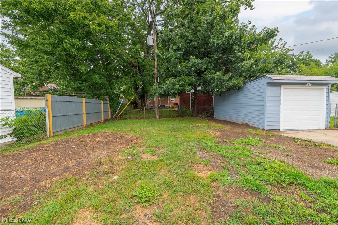 12416 Mortimer Avenue Property Photo 8