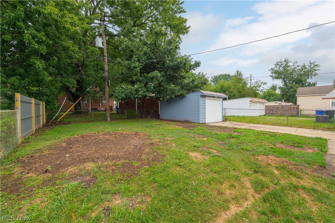 12416 Mortimer Avenue Property Photo 9