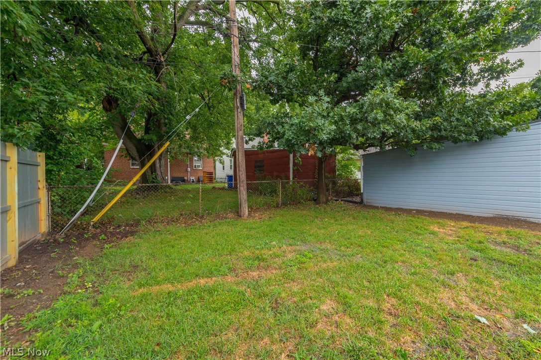 12416 Mortimer Avenue Property Photo 10