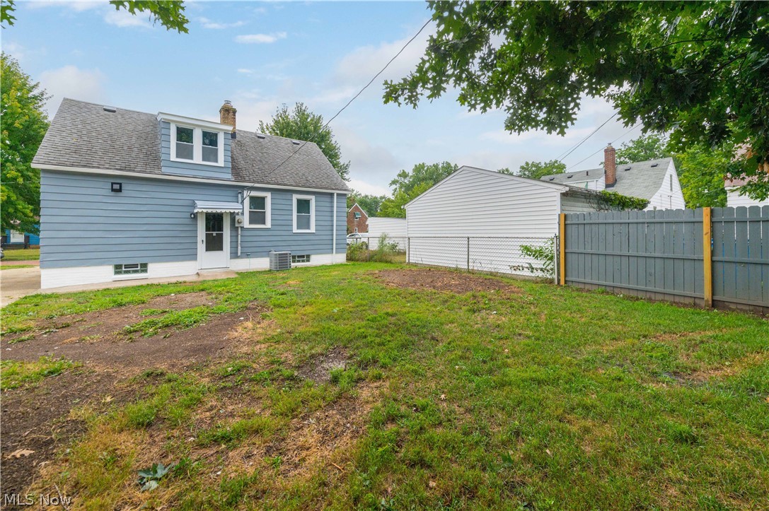 12416 Mortimer Avenue Property Photo 12