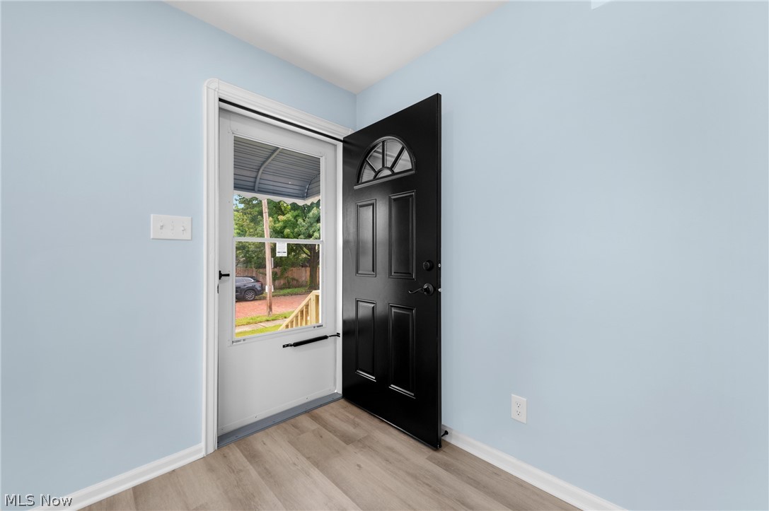 12416 Mortimer Avenue Property Photo 13