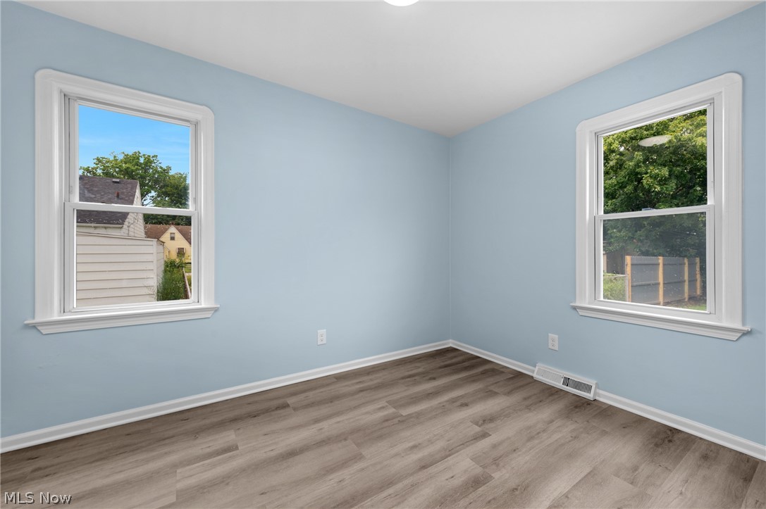 12416 Mortimer Avenue Property Photo 26