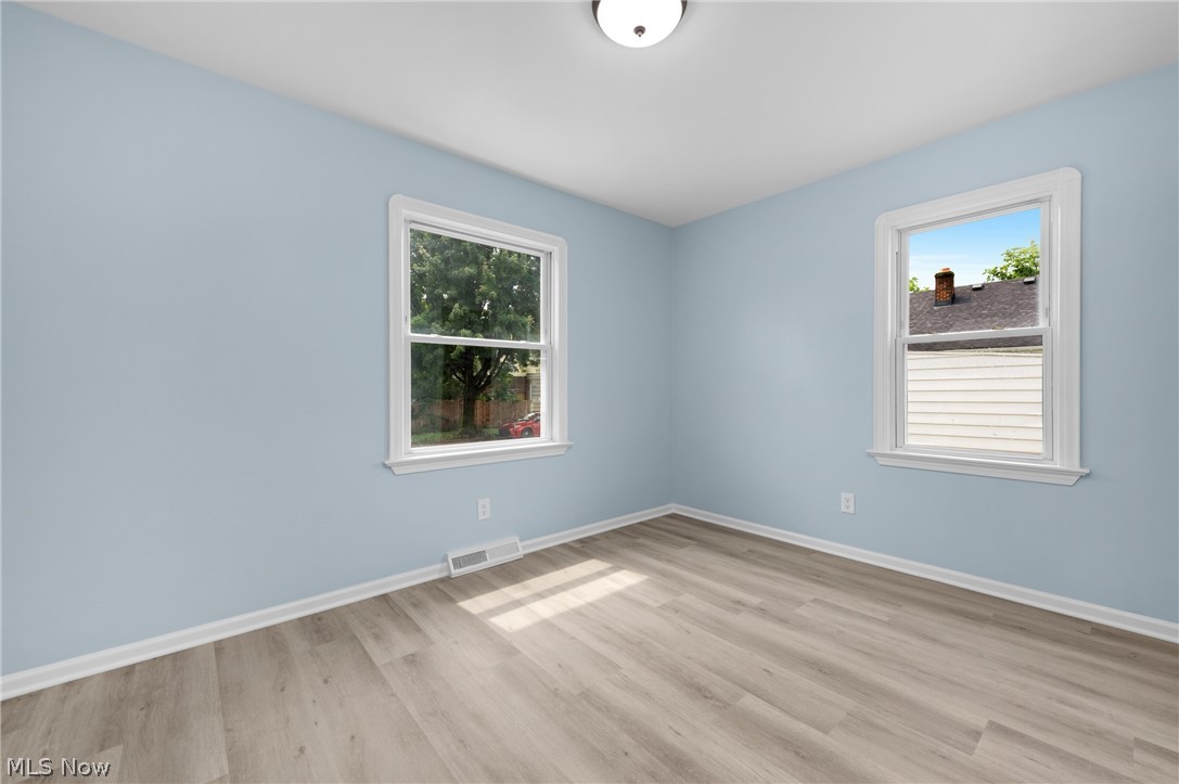 12416 Mortimer Avenue Property Photo 29