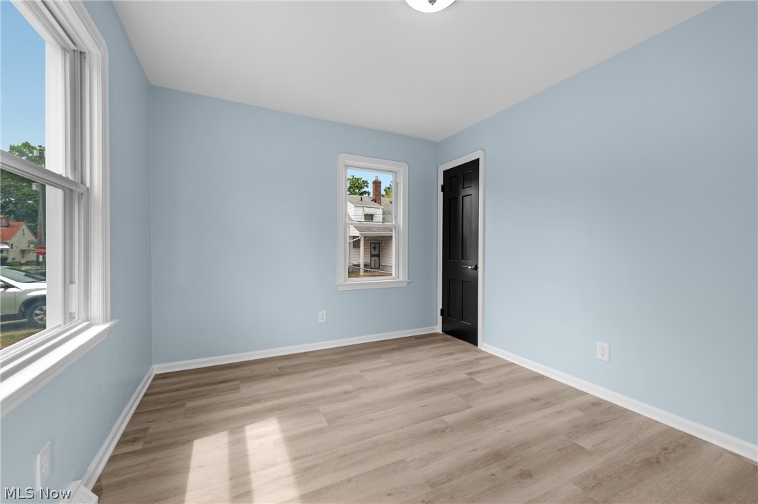 12416 Mortimer Avenue Property Photo 30