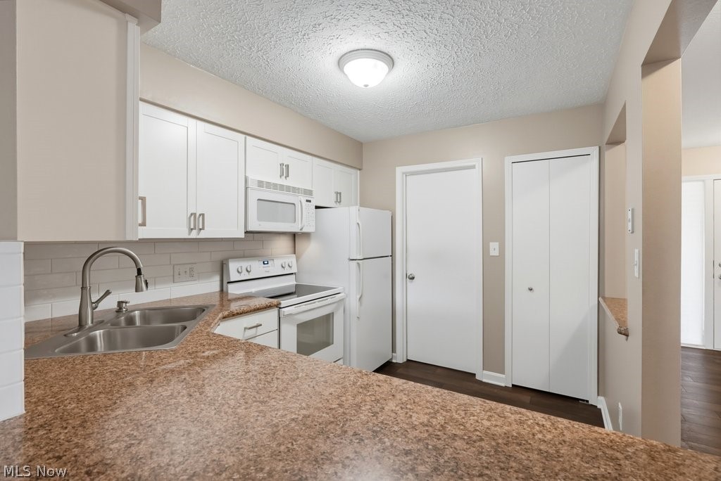 1203 Canyon View Road Property Photo 5