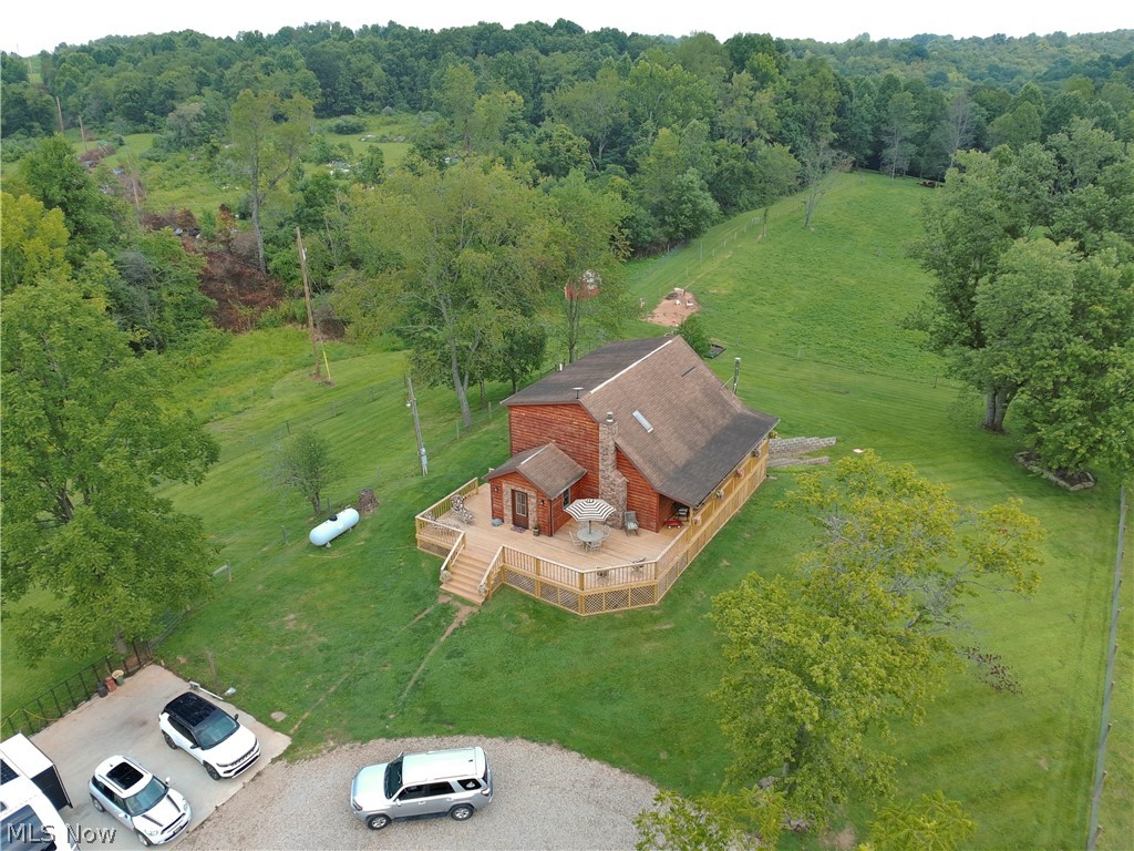 827 Darnold Road Property Photo 2