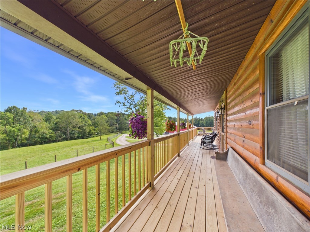 827 Darnold Road Property Photo 9