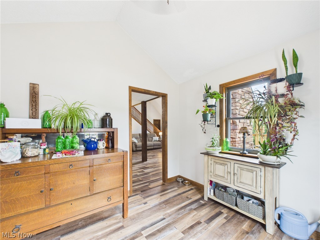 827 Darnold Road Property Photo 11