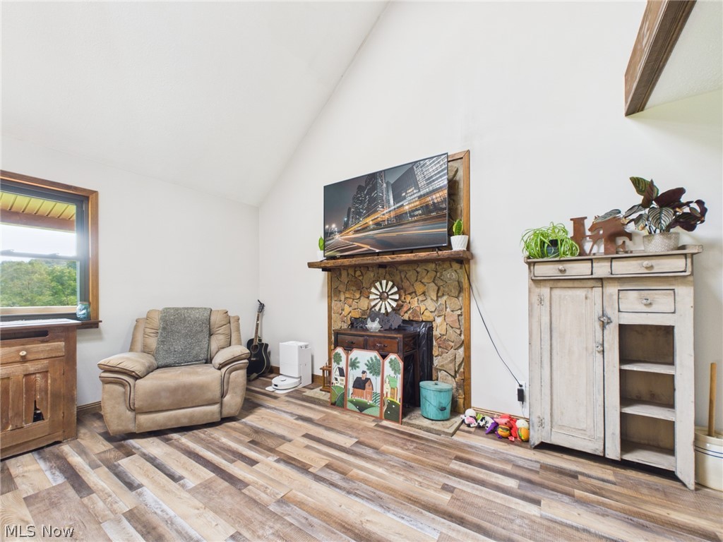 827 Darnold Road Property Photo 17