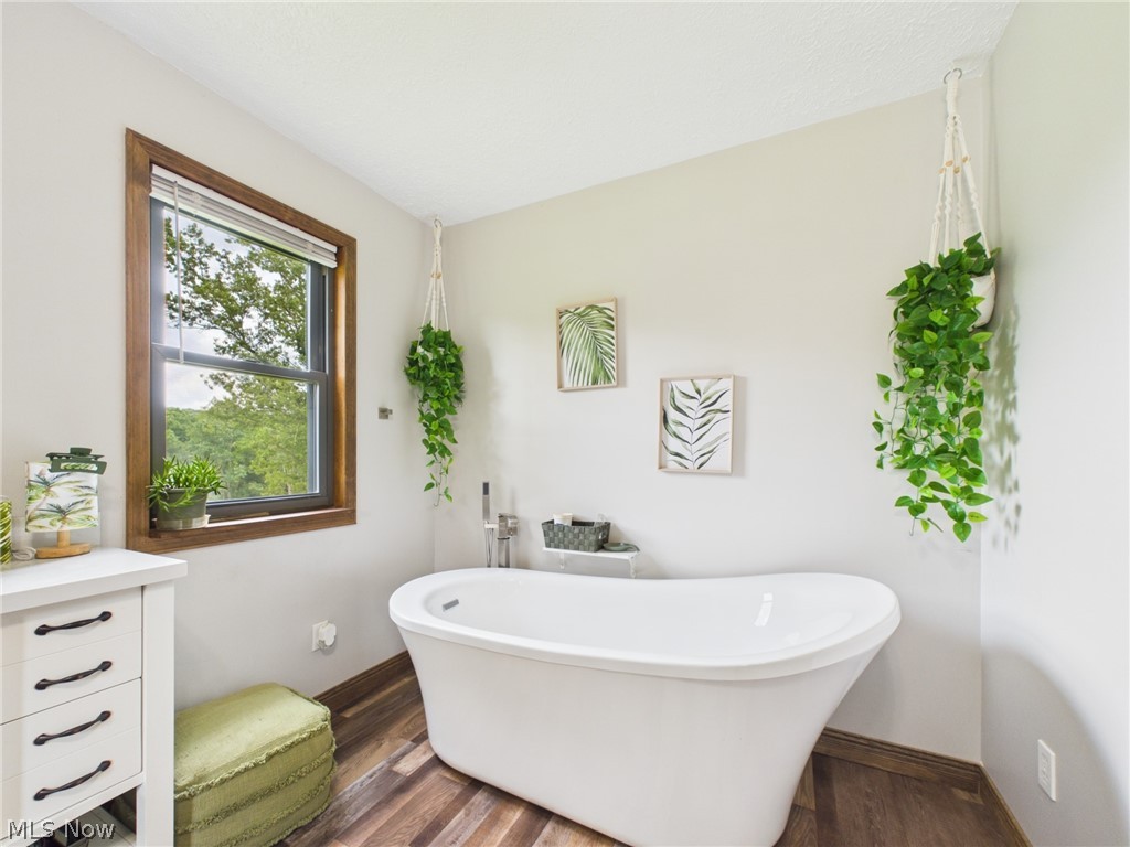827 Darnold Road Property Photo 24