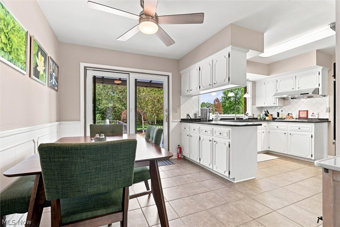 1451 Doncaster Drive Property Photo 12
