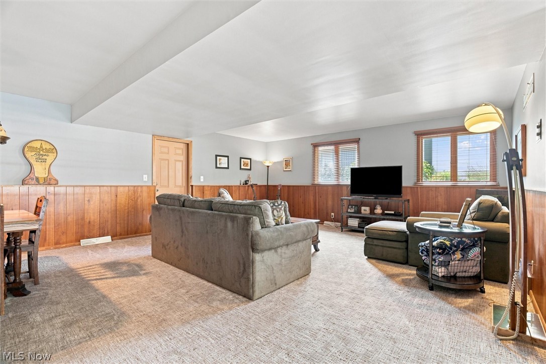 1451 Doncaster Drive Property Photo 23