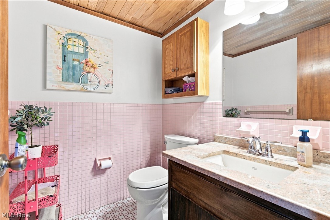 1451 Doncaster Drive Property Photo 26