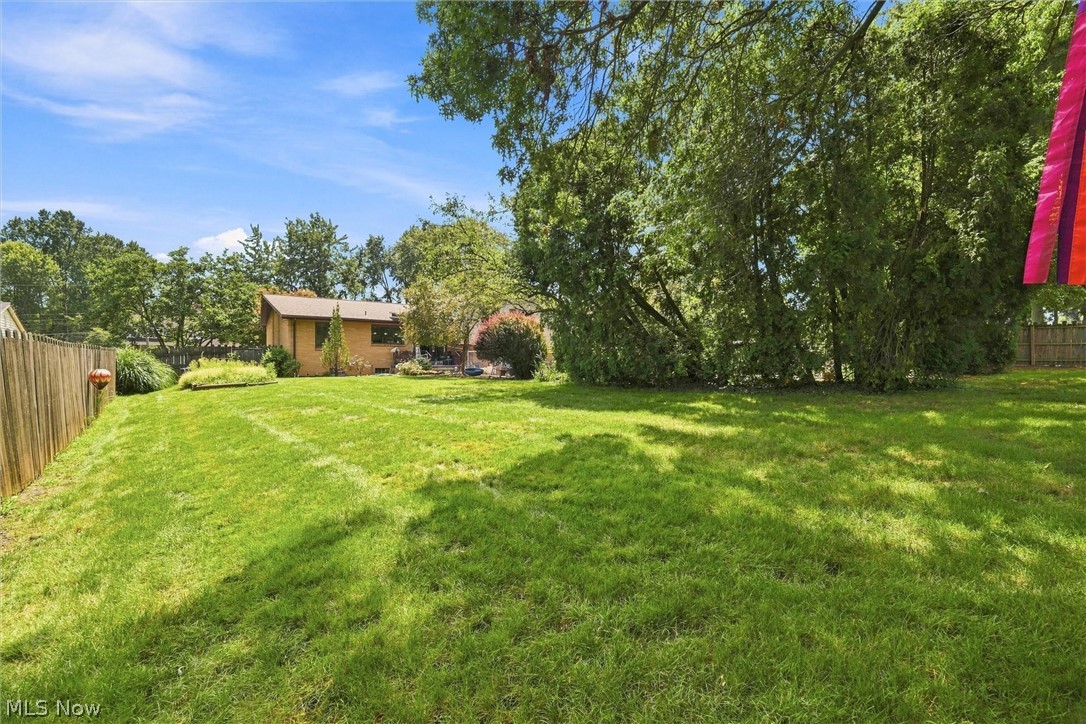 1451 Doncaster Drive Property Photo 42