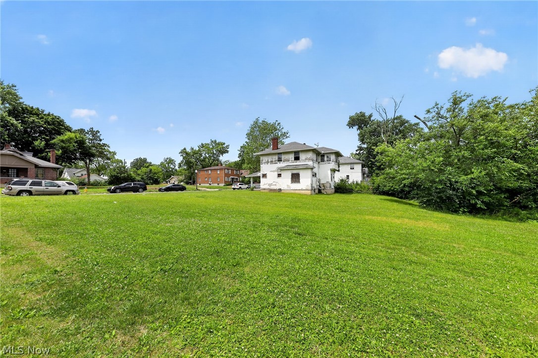1902 Auburn Avenue Property Photo 7