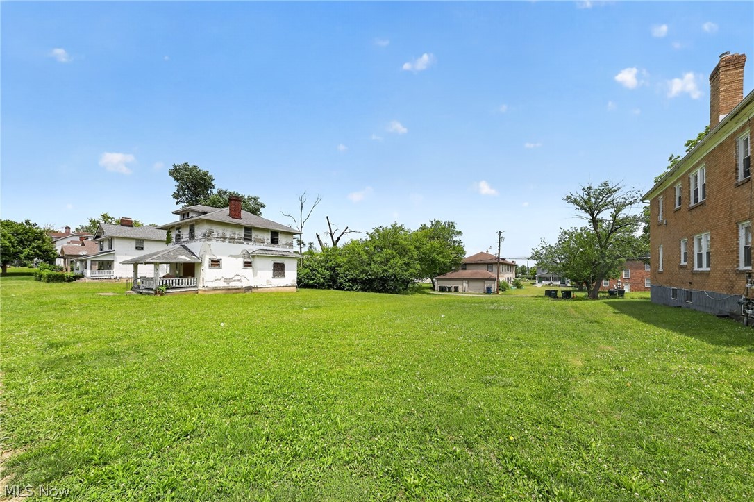 1902 Auburn Avenue Property Photo 9