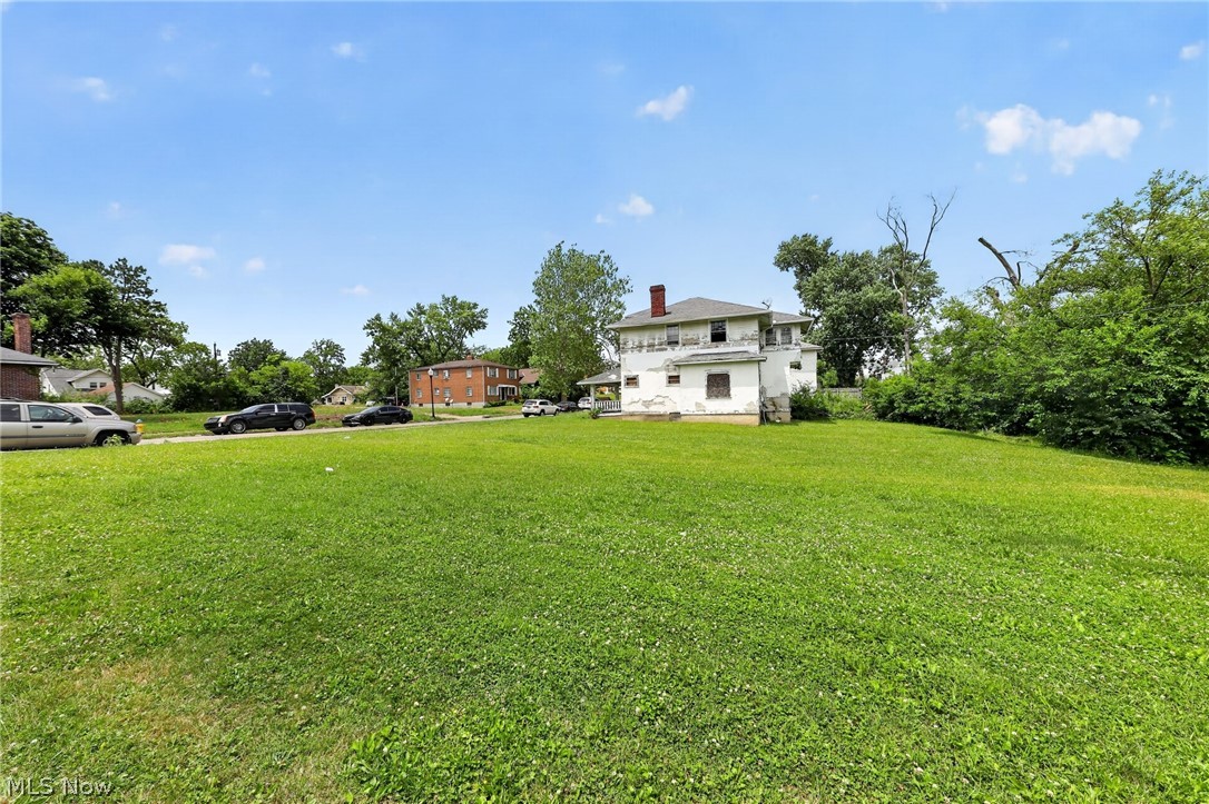 1902 Auburn Avenue Property Photo 10