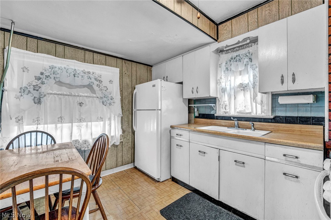 3965 E 177th Street Property Photo 13