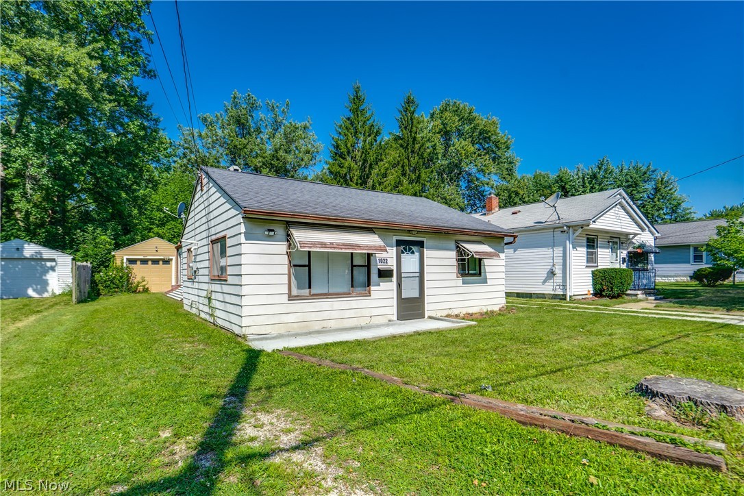 1022 Merton Avenue Property Photo 2