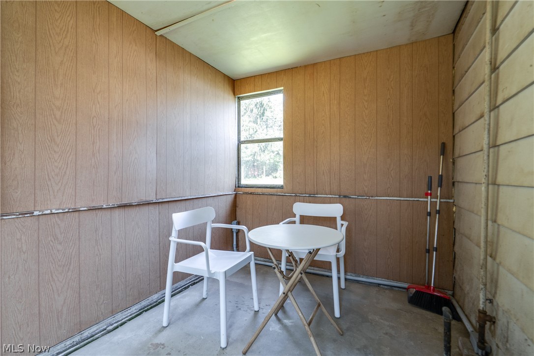 1022 Merton Avenue Property Photo 11