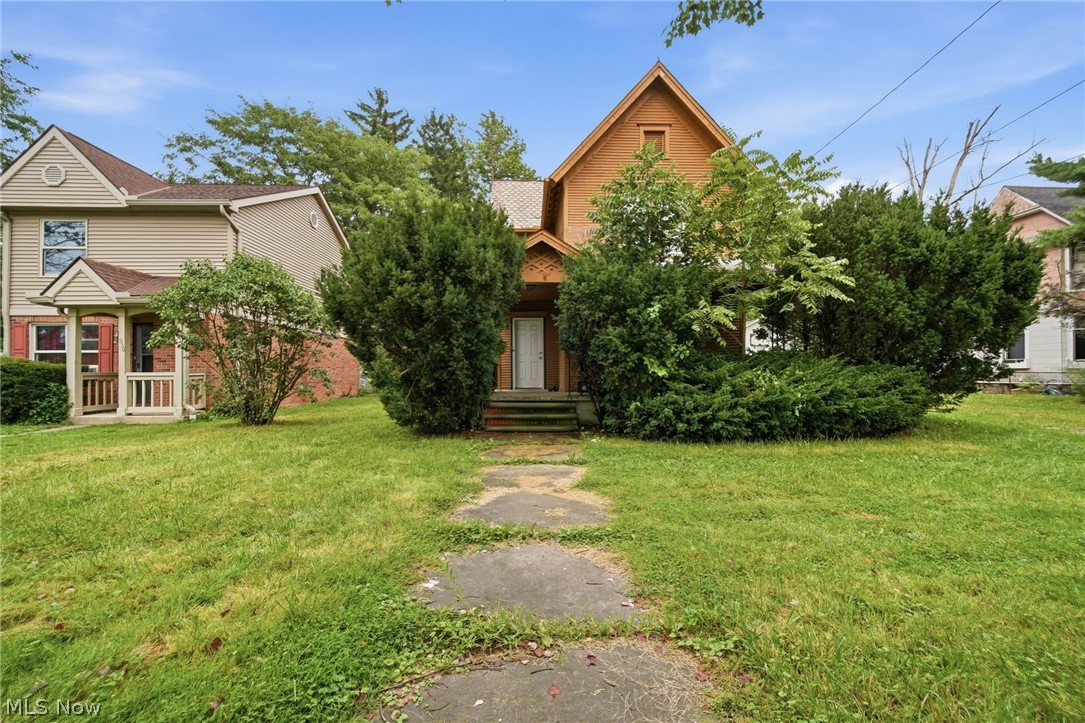 934 Middle Avenue Property Photo 1
