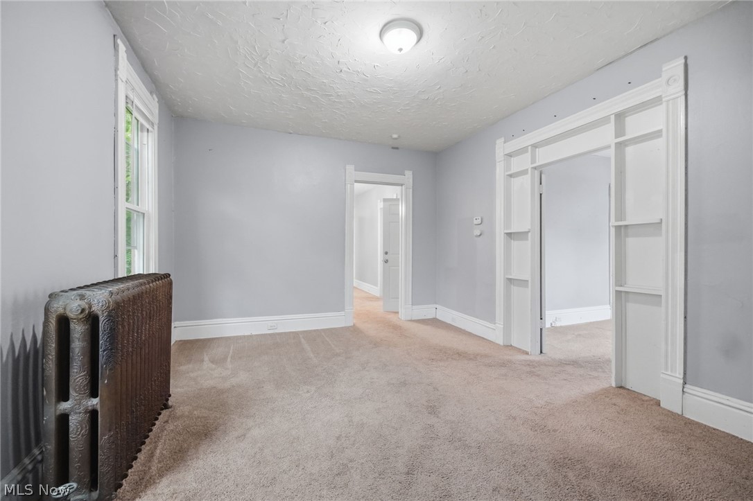 934 Middle Avenue Property Photo 7