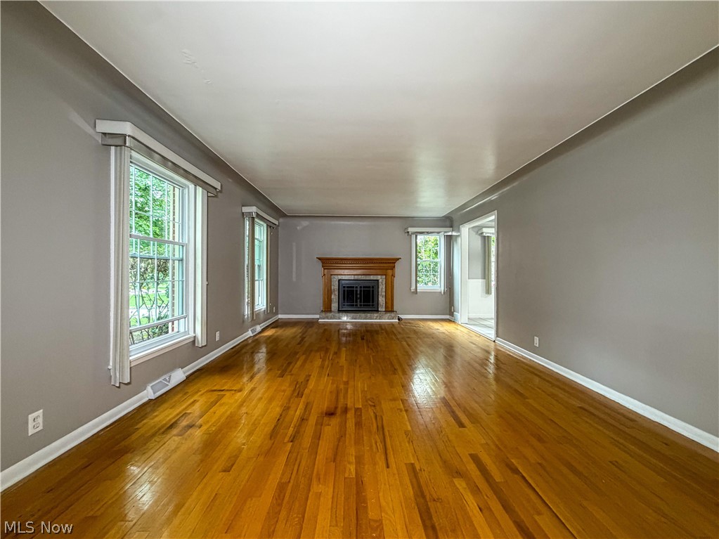 228 Wolcott Drive Property Photo 2