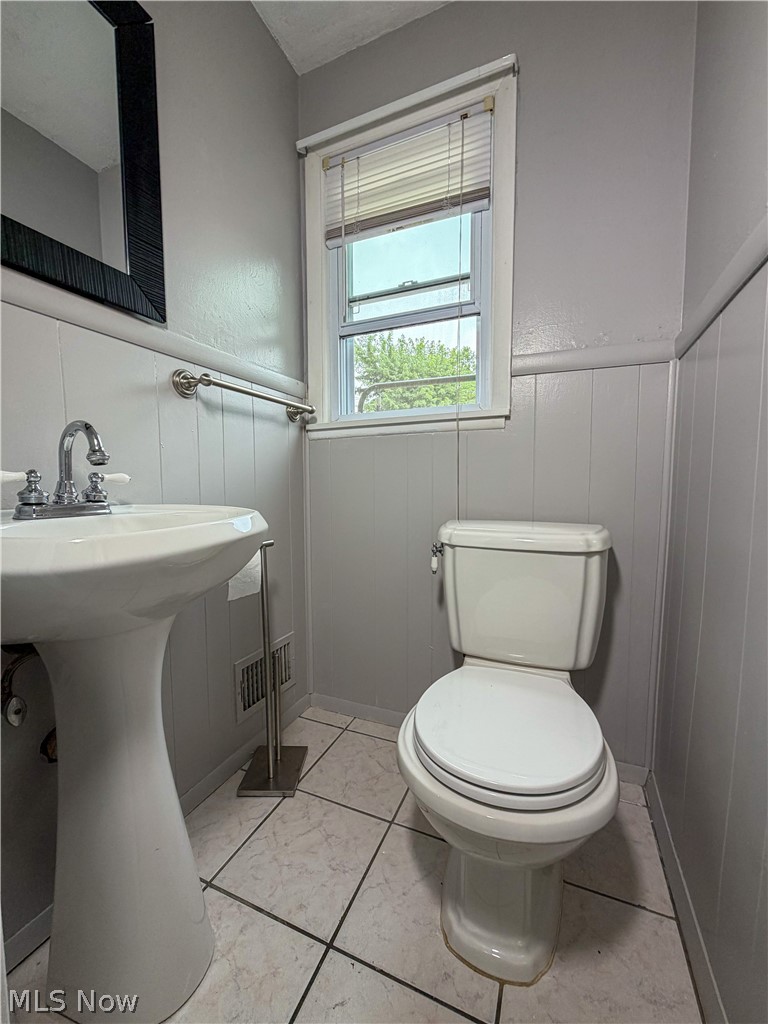 228 Wolcott Drive Property Photo 11