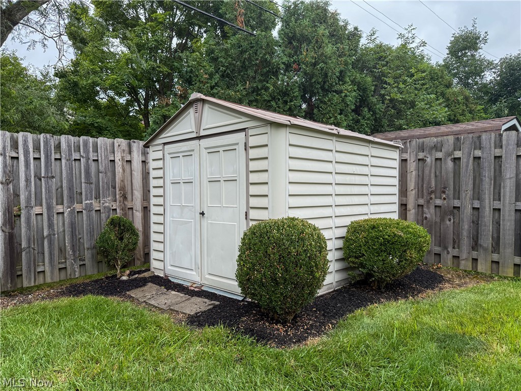 228 Wolcott Drive Property Photo 24